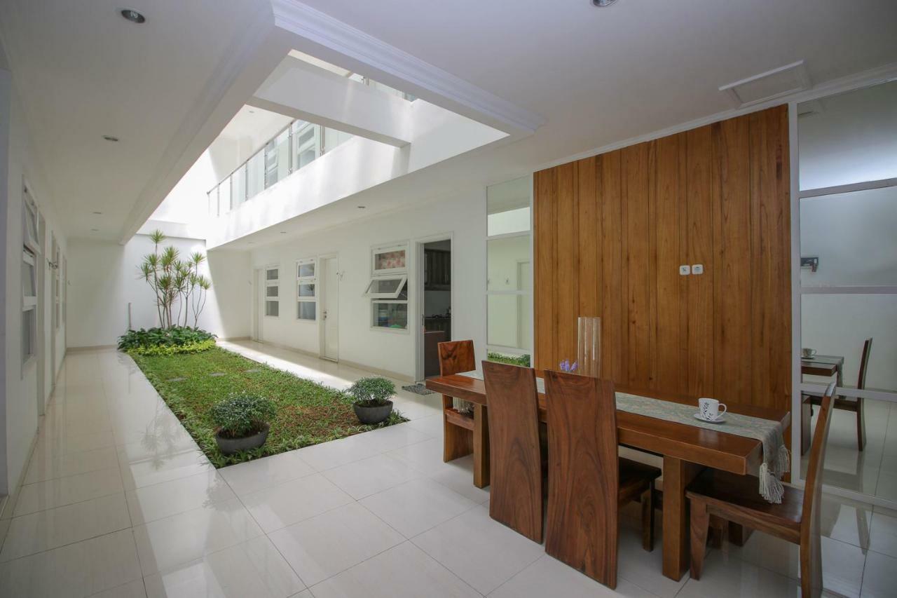 Airy Syariah Kebayoran Lama Kpbd 11 Guest house 3*