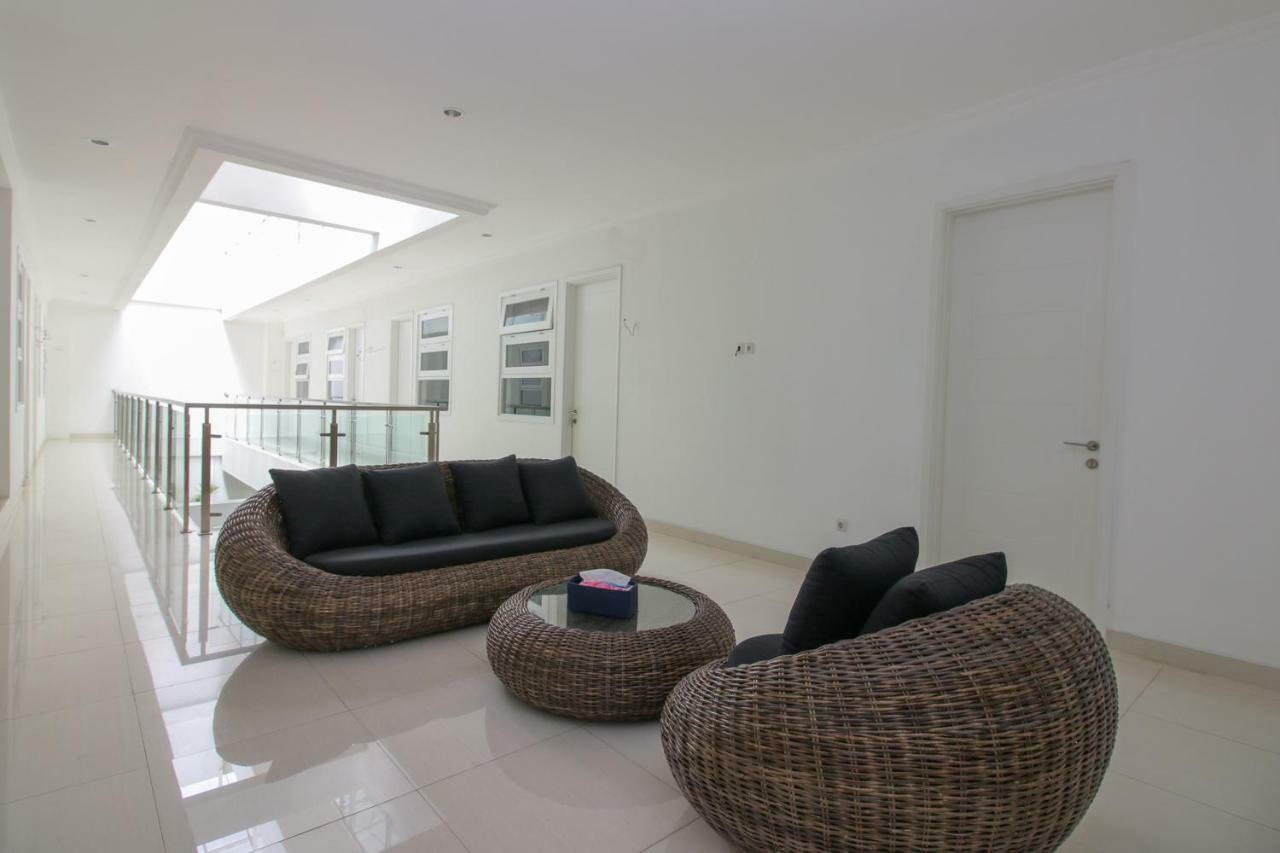 Airy Syariah Kebayoran Lama Kpbd 11 Guest house Jakarta